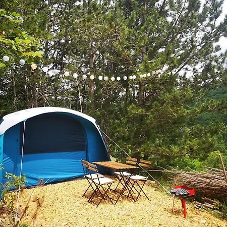 Eco Camp Supot Kamp alanı Šmarje