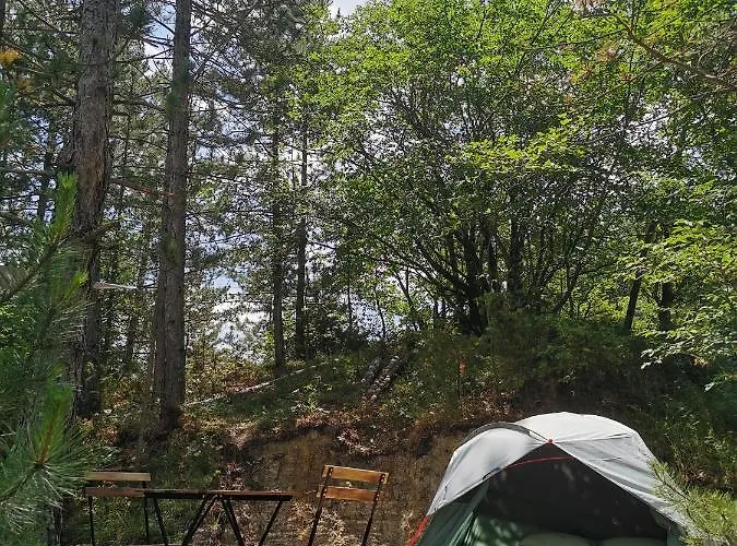 Eco Camp Supot مكان تخييم *