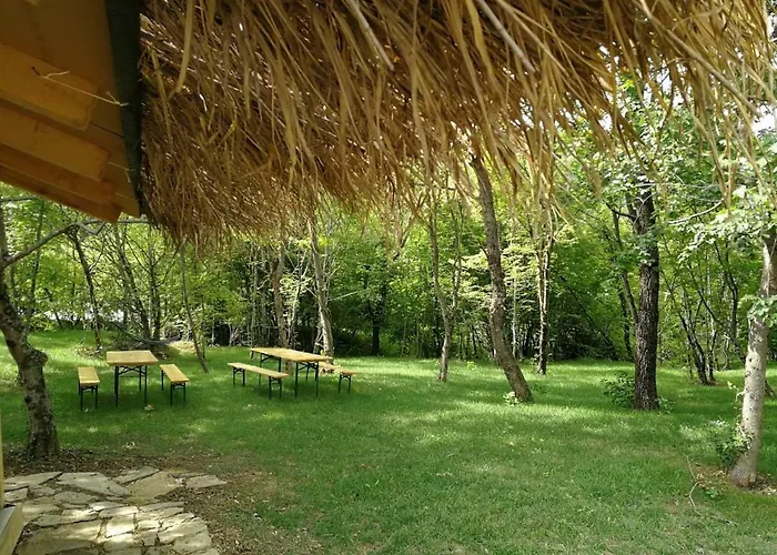 Eco Camp Supot مكان تخييم *